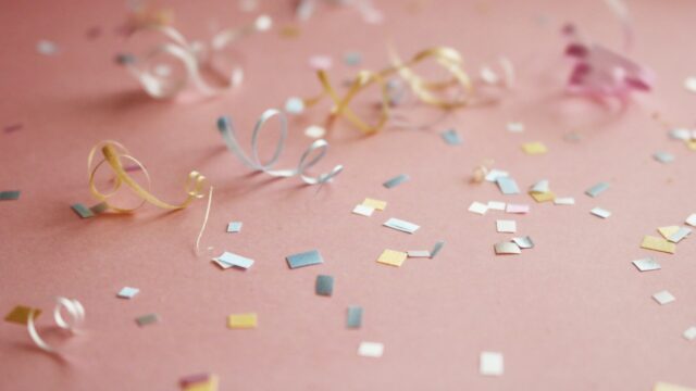 MUM OLMAK YA DA MUMU ÜFLEMEK